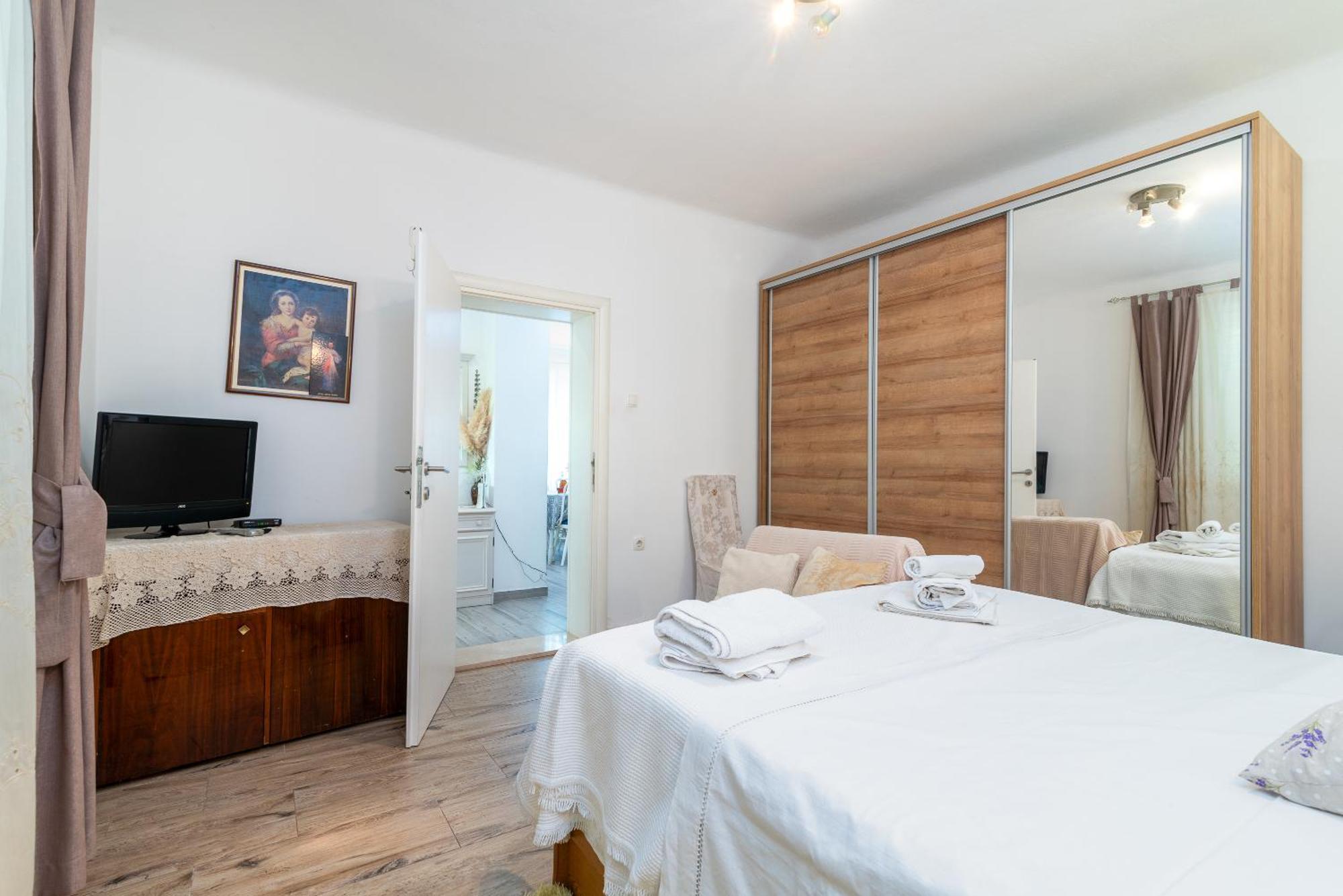 Apartman Duje Трогир Экстерьер фото